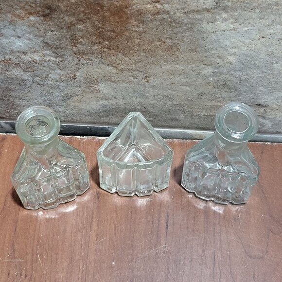 Vintage Clear Glass Collectible Bottles 3 Sided Set of 3 - Picture 12 of 12